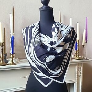 * BIOTRONIK Vintage silk scarf